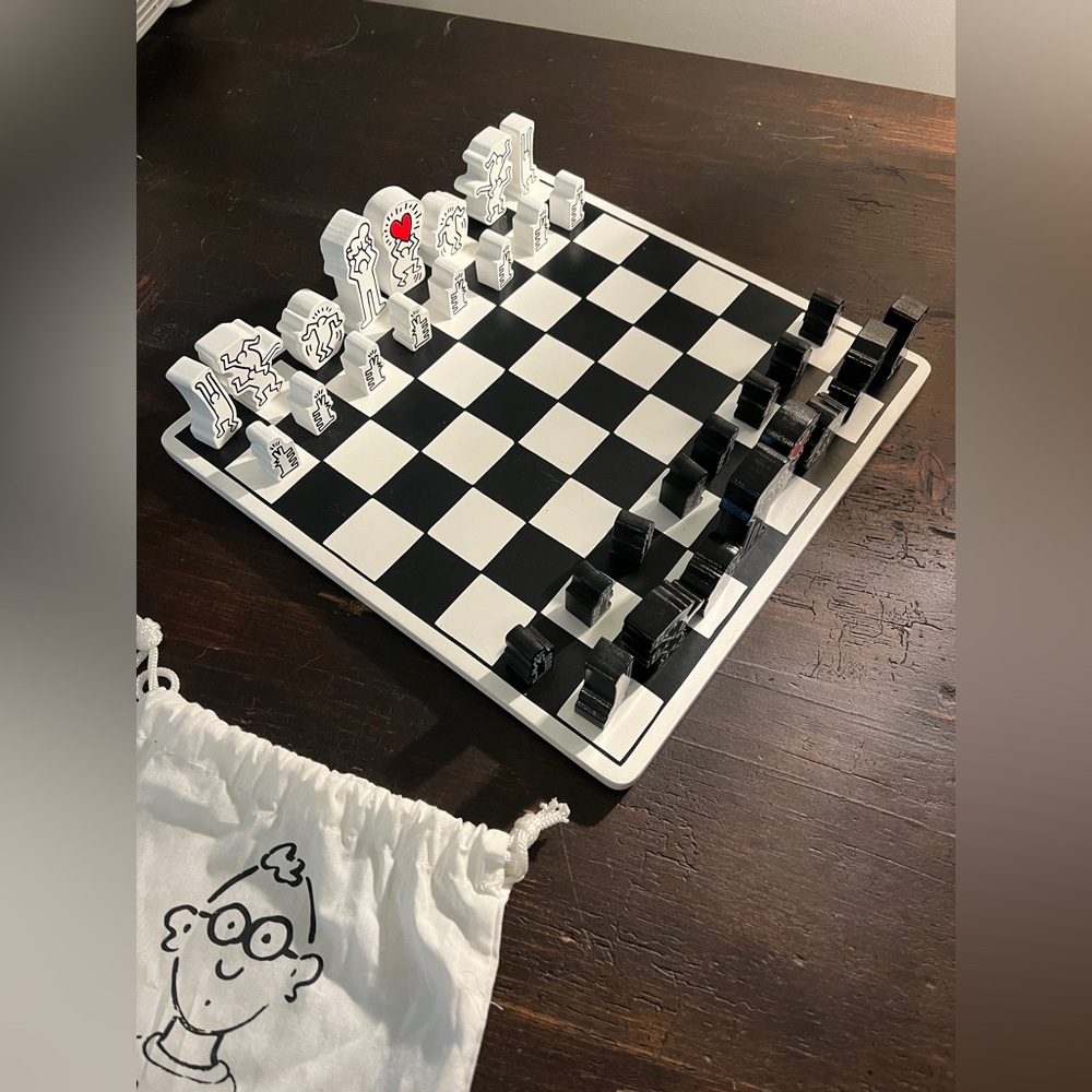Keith Haring x Vilac Chess Set Wood Black and White